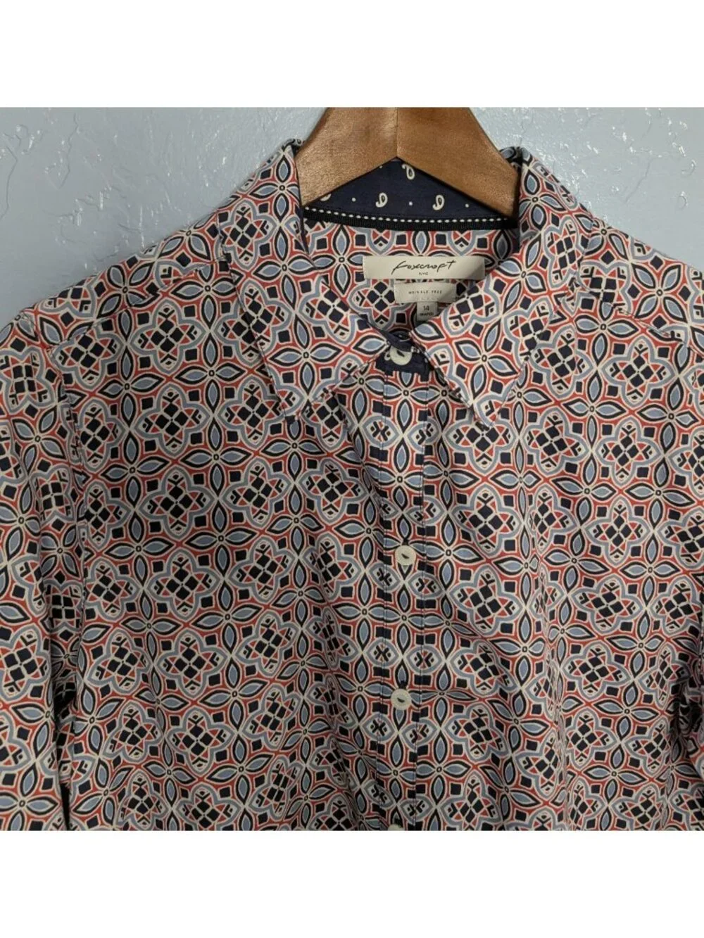 Foxcroft Womens Wrinkle-Free Button-Up Shirt Size 14 Geometric Print 3/4 Sleeves - Picture 4 of 15